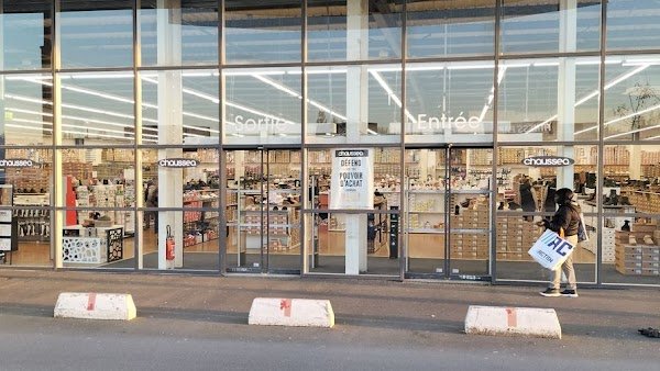 Avis clients CHAUSSEA Garges-lès-Gonesse PARC COMMERCIAL PONT DE PIERRE, Av. de Stalingrad, 95140 Garges-lès-Gonesse, France, 95140 Garges-lès-Gonesse France  – AvisBizz