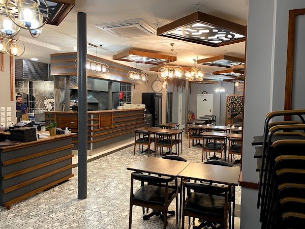 Avis clients Restaurant Divan 8 Avenue Edouard Vaillant, 93500 Pantin France  – AvisBizz