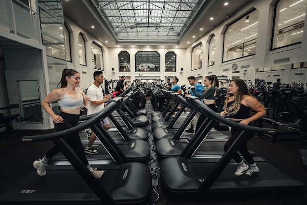 Avis clients Les Cercles De La Forme Bolivar 108 Avenue Simon Bolivar, 75019 Paris France  – AvisBizz