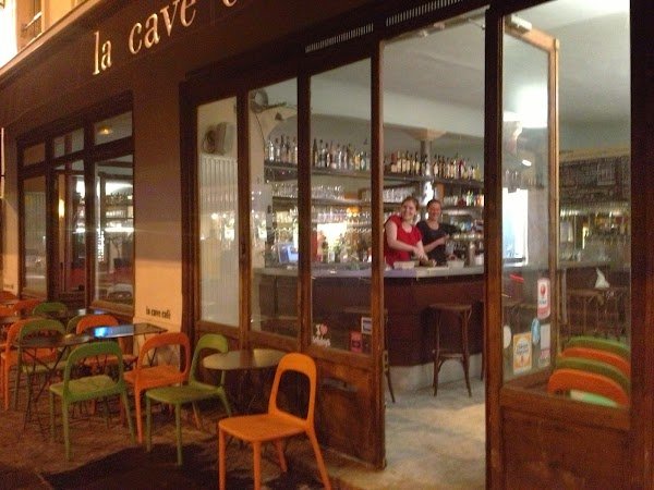 Avis clients La Cave Café 134 Rue Marcadet, 75018 Paris France  – AvisBizz