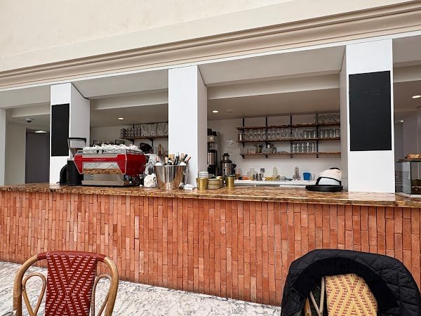 Avis clients Inform coffe shop 11 bis Rue Georges Berger, 75017 Paris France  – AvisBizz