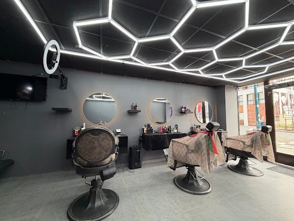 Avis clients The Trust Barber 33 Avenue du Général Leclerc, 93500 Pantin France  – AvisBizz