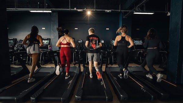 Avis clients Neoness salle de sport Paris Belleville-Ménilmontant 25 Boulevard de Belleville, 75011 Paris France  – AvisBizz