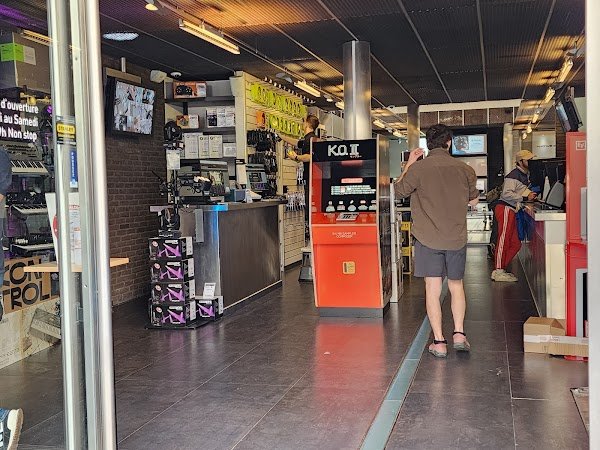 Avis clients Univers Sons 159 Rue Amelot, 75011 Paris France  – AvisBizz