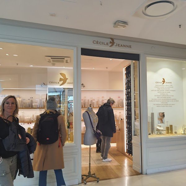 Avis clients Fnac 5 Rue Linois, 75015 Paris France  – AvisBizz