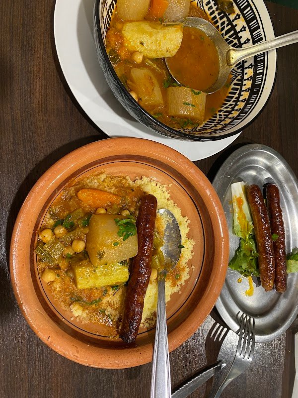 Avis clients La Table Gourmande 32 Rue de la Boulangerie, 93200 Saint-Denis France  – AvisBizz